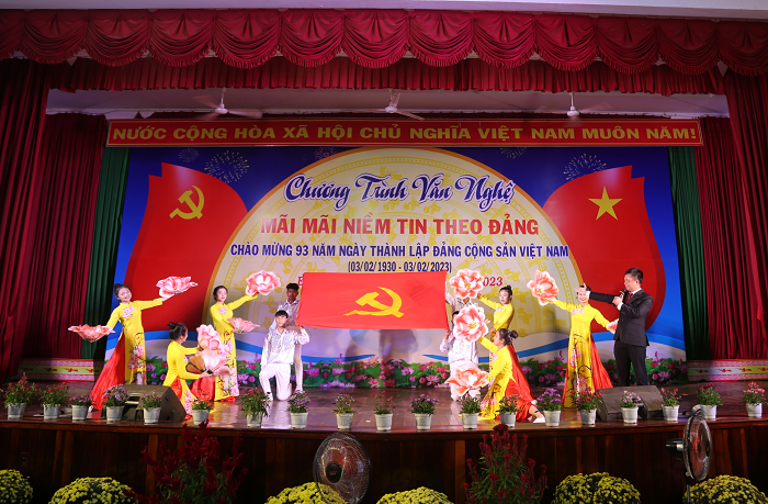 Chương trình nghệ thuật chào mừng kỉ niệm 93 năm Ngày thành lập Đảng Cộng sản Việt Nam